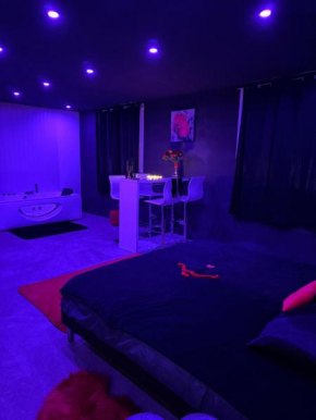 Love Room Passion Purple